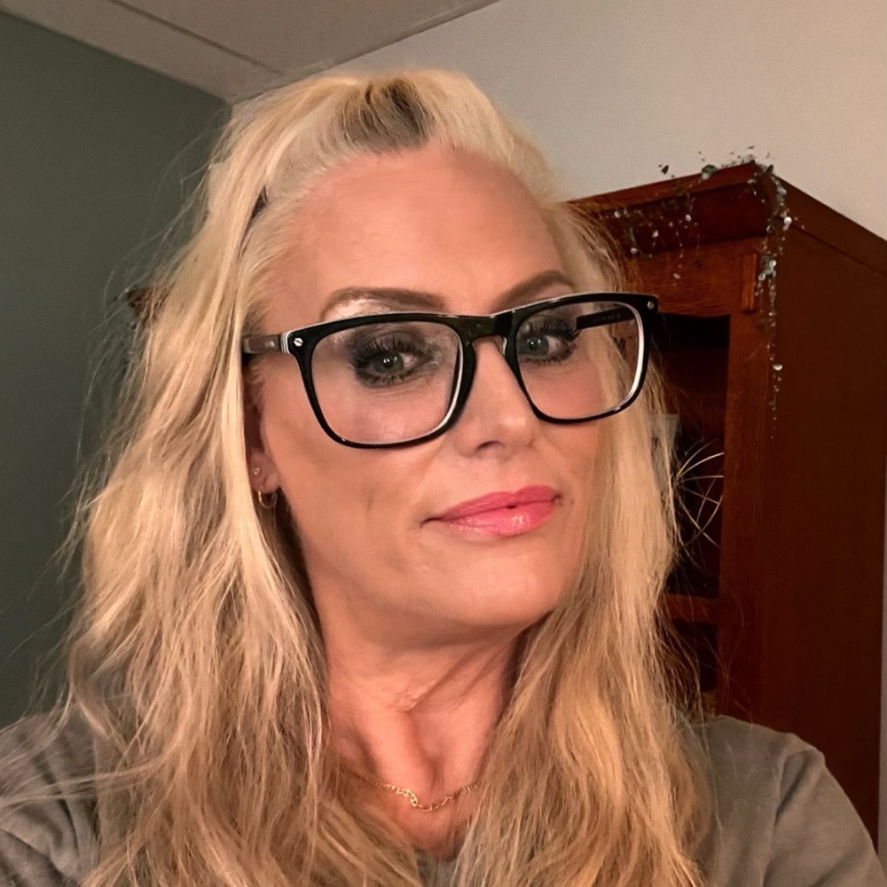 Meet your Posher, Kristen